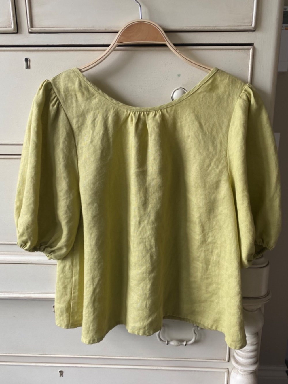 notPERFECTLINEN: MILOS puff sleeve linen blouse (Pistachio Mint, XS) - Picture 2 of 5